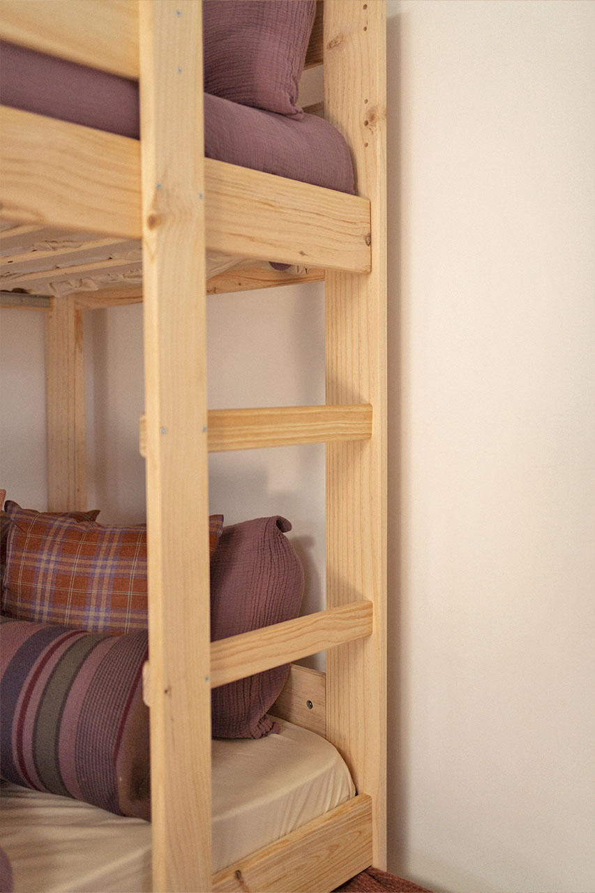 Imagen de ambiente 4 para:Litera de 80 cm de madera con arrastre nido